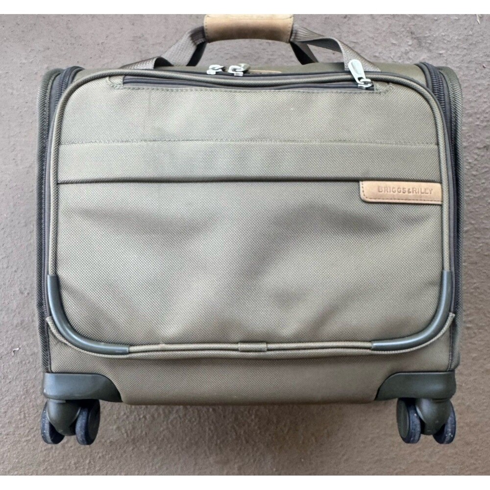 Briggs & Riley BASELINE 2-Wheel Cabin Bag Olive Green Luxury Comfort Luggage